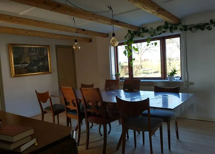 Idyllisk Gard Med Ro, Plads Og Havudsigt * Hesselager